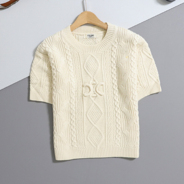 [ C ] 케이블 니트 (여성)